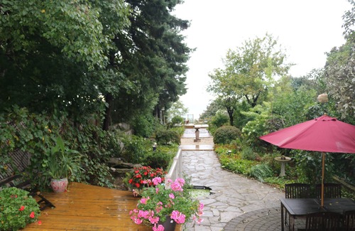 Birch Cliff House | Lakeview Designer Home On Scarborough Bluffs - 15 minutes to downtown Toronto.