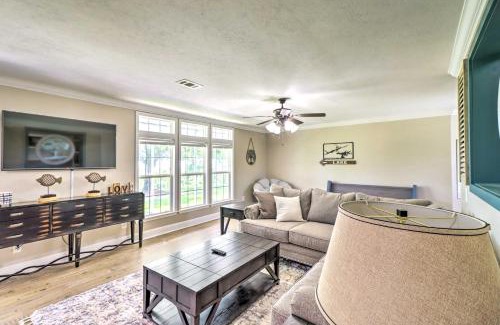 Edgemont House | Lakeview Edgemont Escape with Fire Pit and Grill!