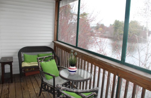 Winnisquam Condo | Lakeview Escape at Winnisquam - Cozy & Serene