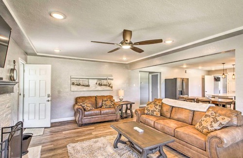 Lakeview House | Lakeview Home - 1 Mile from Bull Shoals Lake!