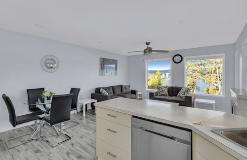 Central Okanagan Apartment | Lakeview Home in West Kelowna
