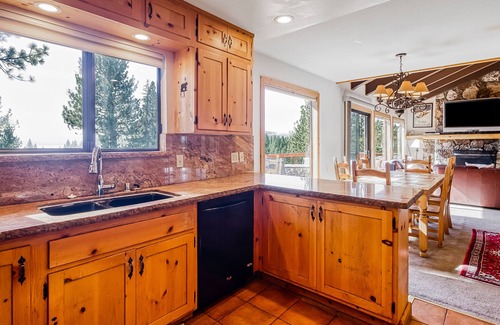 Lake Forest House | Lakeview Home w/Pool Table, Private Hot Tub, Fireplaces - Water Views, Dogs OK