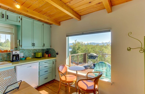 East Hope House | Lakeview Home with Private Hot Tub, Washer and Dryer, Cable, and Scenic Deck