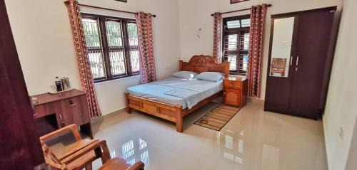 Kasaragod District House | lakeview homestay