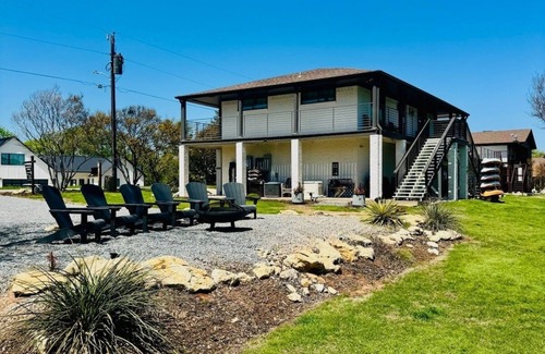 Pottsboro Condo | Lakeview Lodge- Beach Access