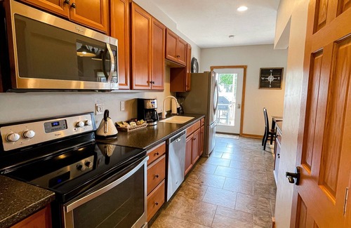 Kewaunee Apartment | Lakeview Loft