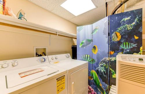 Thayerville Apartment | Lakeview Lure