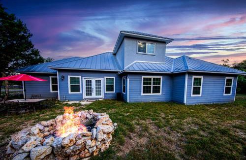 Canyon Lake House | Lakeview Luxury