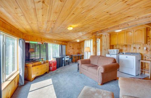 Searsport House | Lakeview Maine Retreat with Fire Pit, Grill and Canoe