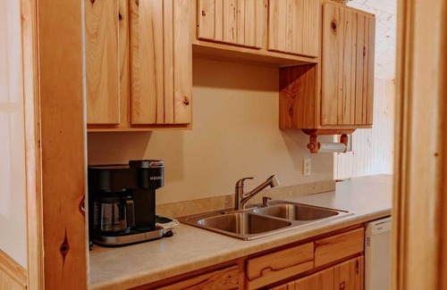 Puposky Villa | Lakeview Minnesota Getaway - Scenic Views & Prime Fishing Location