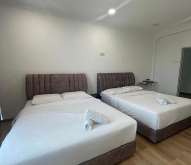 Temerloh House | Lakeview Resort