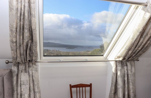 Garrykennedy House | LAKEVIEW RETREAT, family friendly in Portroe, County Tipperary