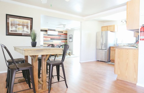 Wofford Heights Apartment | Lakeview Terrace Double Queen Studio!