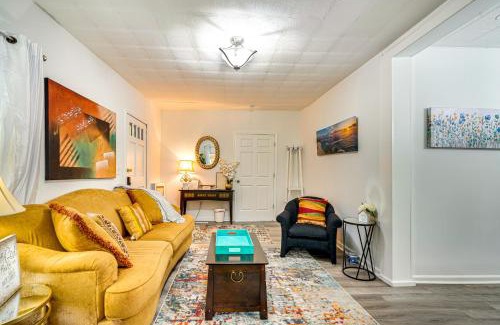 Lemon Springs House | Lakeview Vacation Rental - Walk to Crystal Lake!