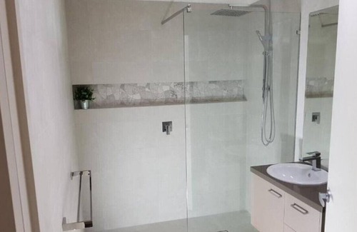 Lake Hume Village Condo | Lakeview Villa 2 bedrooms