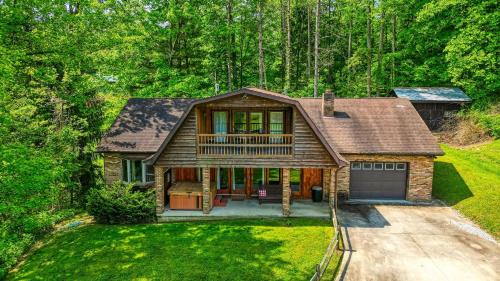 Logan House | Lakewood Cottage