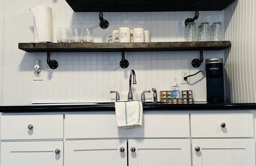 Lakewood Apartment | Lakewood Cozy Boho Apartment