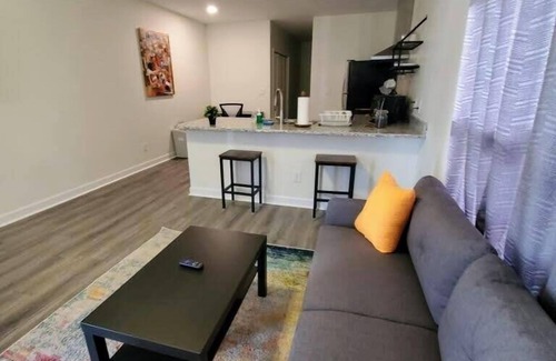 Durham Apartment | Lakewood/Lyon Park Renovated Cottage Near Duke 28B