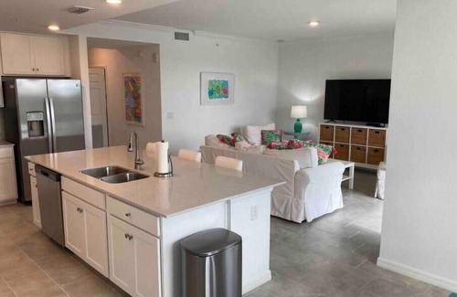 Lakewood Ranch Condo | Lakewood National Water & Par 3 view.