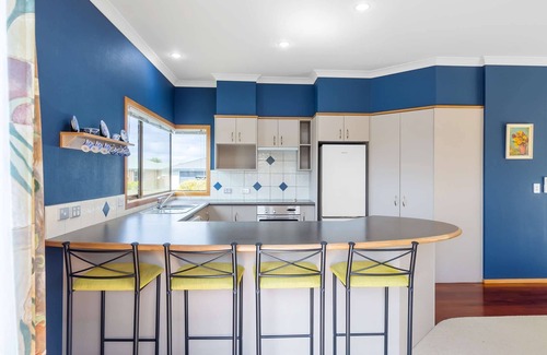 Nukuhau House | Lakewood Retreat