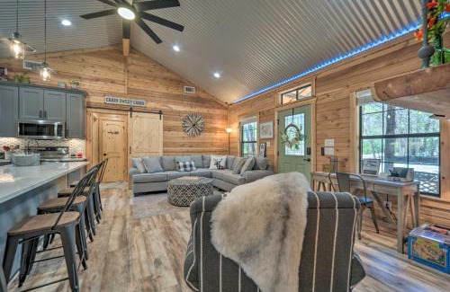 Canyon Lake House | Lakewood Secret Cabin about 4 Mi to The Lake!