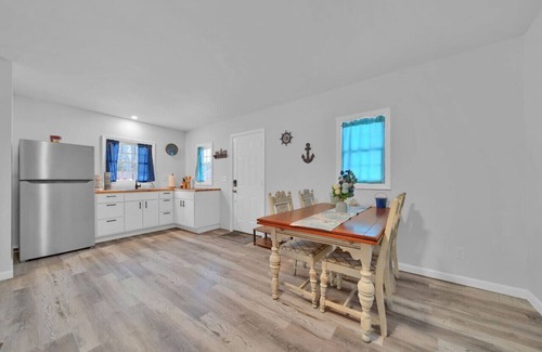 North Lakeport House | Lakewood Retreat - Hot Tub Open, Couples Getaway!