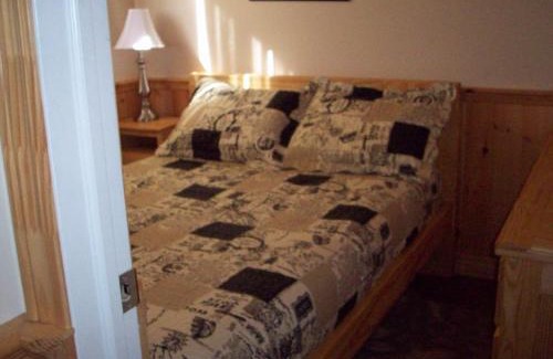 Algonquin Highlands Resort | Lakewoods Cottage