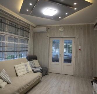 Lakitelek Apartment | Lakilak pihenőház a Holt-Tisza partján, termálfürdőnél, Lakitelek