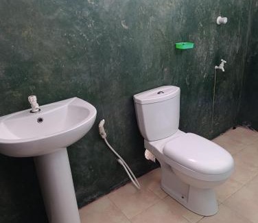 Matugama Hotel | LAKROinn