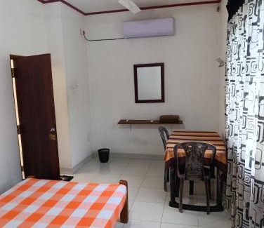 Matugama Hotel | LAKROinn