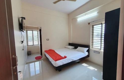 Tumkur Hotel | Lakshmi Deluxe Lodge