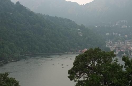 Mallital House | Lakshmi Kutteer Homestay