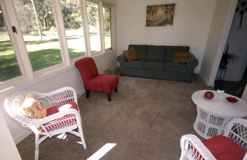 Lal Lal Cottage | Lal Lal Falls Cottage