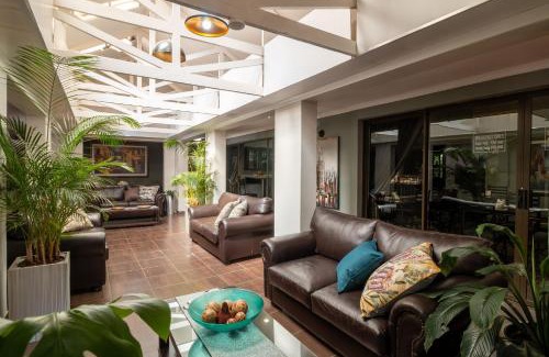 Westdene House | Lala Dene Lodge