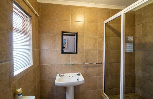 Westdene House | Lala Dene Lodge
