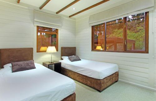Helderberg Rural Bed & Breakfast | Lalapanzi Lodge