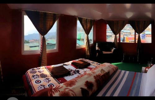 Namche Bazaar Hotel | Lama Hotel