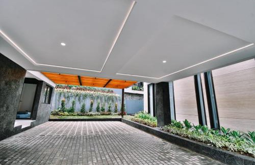 Bandung Villa | LaMaIn Villa Dago Pakar
