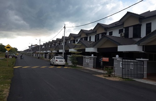 Kota Bharu House | Laman Kurnia Holiday House