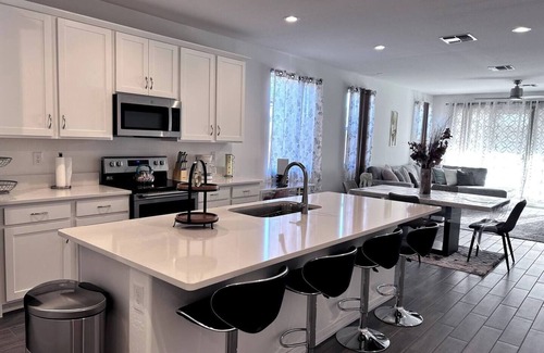 Arizola House | Lamar Place house with WiFi, AC in charming Casa Grande