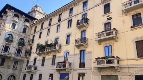 Guastalla Apartment | Lamarmora36 Living Milan