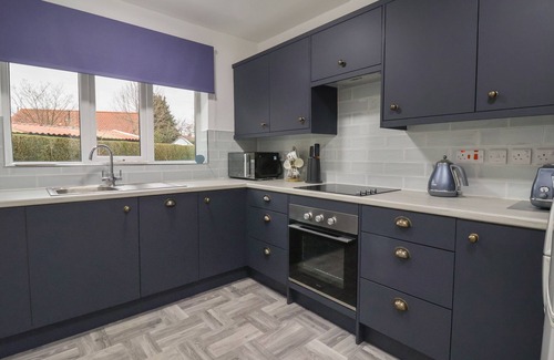 Malton Cottage | LAMBS FOLD, family friendly, with a garden in Malton