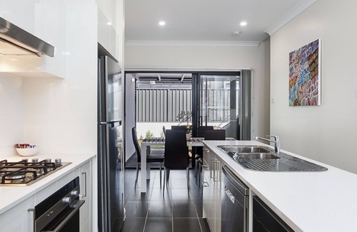 New Lambton House | Lambton Road Modern Townhouse