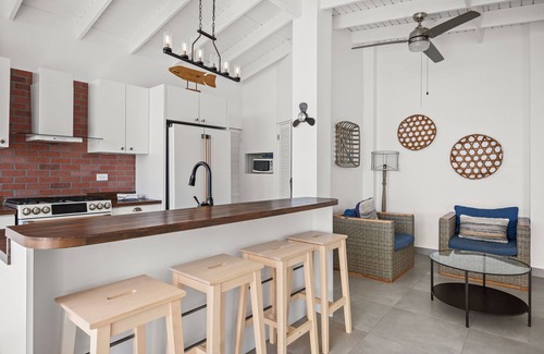 Camino Nuevo House | LaMcArena Beachfront Retreat