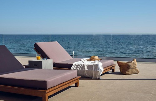 Neromilos Villa | LaMer SeaFront Villa, Zante Zen By ThinkVilla