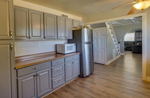 Lamesa House | Lamesa Vacation Rental w/Covered Patio & Fire Pit