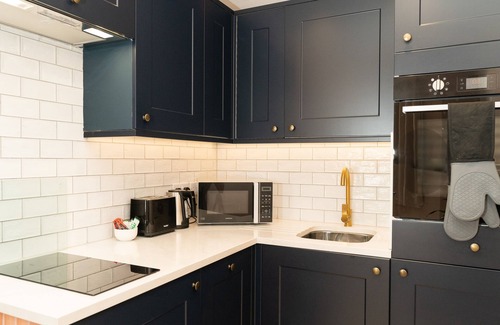 Hammersmith Broadway Apartment | Lamington Apartments - London Hammersmith
