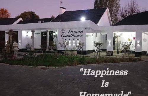Kroonstad House | Lamon Guesthouse