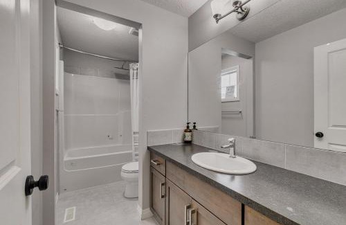 Southeast Calgary House | Lamont
