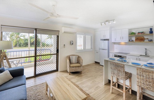 Lammermoor Beach Apartment | Lamor Apartments